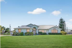 184 Uneeda Place, Port St Lucie, FL 34953 - MLS#R11154132