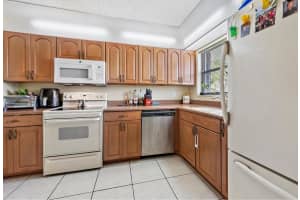 1271 SE Parkview Place H11, Stuart, FL 34994, Stuart, FL 34994 - MLS#R11154159