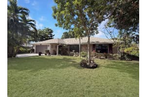 541 Azure Avenue, Wellington, FL 33414 - MLS#R11154171