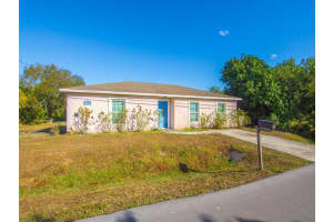 2436 42nd Place, Vero Beach, FL 32967 - MLS#R11154203