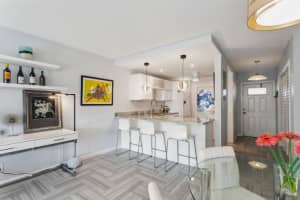 698 Spanish River Boulevard, Boca Raton, FL 33431 - MLS#R11154248