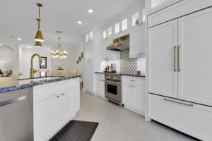 133 Las Brisas Circle, Hypoluxo, Fl 33462, Hypoluxo