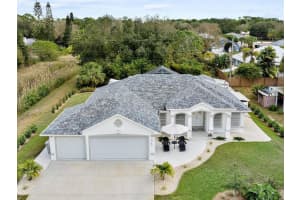 8566 97th Avenue, Vero Beach, FL 32967 - MLS#R11154519