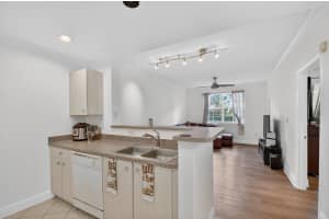 1805 Flagler Drive, West Palm Beach, FL 33407 - MLS#R11154551