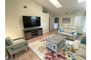 1008 Ocean Dunes Circle, Jupiter, FL 33477 - MLS#R11154589