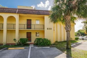 830 9th Street Circle, Boca Raton, FL 33486 - MLS#R11154596