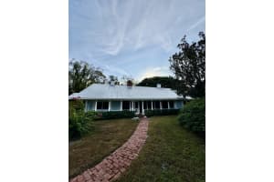 1120 49th Avenue, Vero Beach, FL 32966 - MLS#R11154621