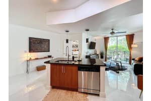 600 Dixie Highway, West Palm Beach, FL 33401 - MLS#R11154648