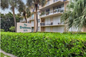 3575 Ocean Boulevard, South Palm Beach, FL 33480 - MLS#R11154695