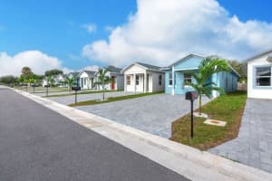 3177 Hiawatha Avenue, West Palm Beach, FL 33409 - MLS#R11154811