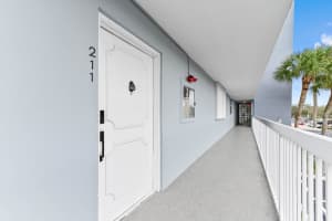 5700 2nd Avenue, Boca Raton, FL 33487 - MLS#R11154826