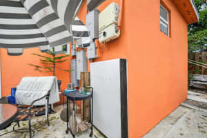 1007 Almeria Road, West Palm Beach, FL 33405 - MLS#R11154889