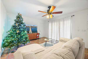 227 2nd Terrace, Palm Beach Gardens, FL 33418 - MLS#R11154962