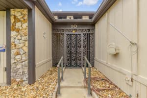 10 Marjorie Trail, Ormond Beach, FL 32174 - MLS#R11154979