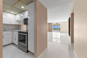 5700 2nd Avenue, Boca Raton, FL 33487 - MLS#R11155027