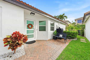 4052 Crescent Creek Place, Coconut Creek, FL 33073 - MLS#R11155055