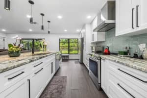 10908 Hobart Street, Jupiter, FL 33469 - MLS#R11155069