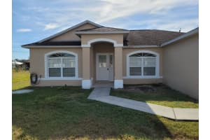 442 Baoy Avenue, Port Saint Lucie, FL 34953 - MLS#R11155086