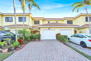 944 Imperial Lake Road, West Palm Beach, FL 33413 - MLS#R11155118