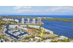 112 Yacht Club Drive, North Palm Beach, FL 33408 - MLS#R11155120