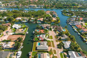 2185 Carib Circle, Palm Beach Gardens, FL 33410 - MLS#R11155126