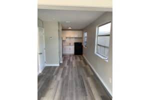 321 J Street, Lake Worth Beach, FL 33460 - MLS#R11155149