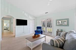 670 Hernando Street, Fort Pierce, FL 34949 - MLS#R11155164