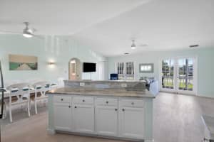 670 Hernando Street, Fort Pierce, FL 34949 - MLS#R11155164