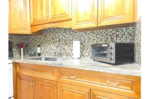 204 Kent L L, West Palm Beach, FL 33417, West Palm Beach, FL 33417 - MLS#R11155192