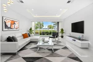 88 Lakeshore Drive, Hypoluxo, FL 33462 - MLS#R11155213