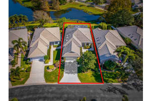 111 Bentley Circle, Port Saint Lucie, FL 34986 - MLS#R11155289