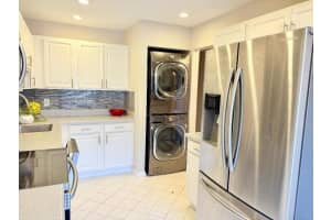 50 Stratford Lane, Boynton Beach, FL 33436 - MLS#R11155298