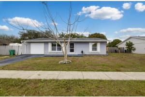 372 Ardsley Drive, Port Saint Lucie, FL 34983 - MLS#R11155342