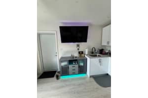 2161 Nw 89th Terrace B, Pembroke Pines, Fl 33024, Pembroke Pines