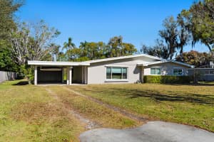 800 Anita Street, Fort Pierce, FL 34982 - MLS#R11155418