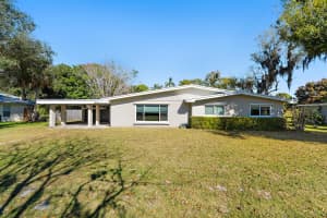800 Anita Street, Fort Pierce, FL 34982 - MLS#R11155418