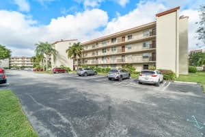 27 Abbey Lane, Delray Beach, FL 33446 - MLS#R11155443