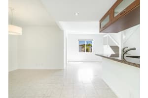 1323 5th Avenue, Fort Lauderdale, FL 33304 - MLS#R11155510