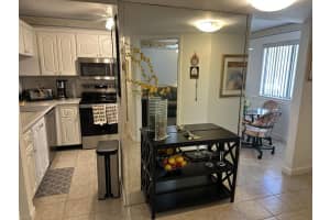3138 Via Poinciana 114, Lake Worth, Fl 33467, Lake Worth