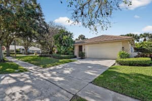 6701 Winding Lake Drive, Jupiter, FL 33458 - MLS#R11155622