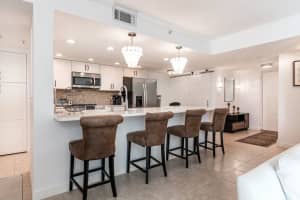 1915 Lavers Circle, Delray Beach, FL 33444 - MLS#R11155662