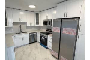 810 Lake Shore Drive 19, Lake Park, Fl 33403, Lake Park