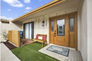 2400 19th Avenue, Boynton Beach, FL 33426 - MLS#R11155696