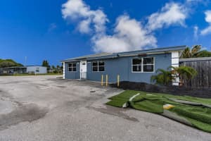 945 Miner Road, Lake Worth, FL 33462 - MLS#R11155712