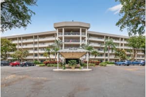545 Oaks Lane 409, Pompano Beach, Fl 33069, Pompano Beach