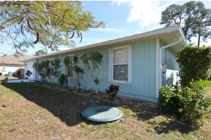 392 Walters Terrace, Port Saint Lucie, FL 34983 - MLS#R11155734