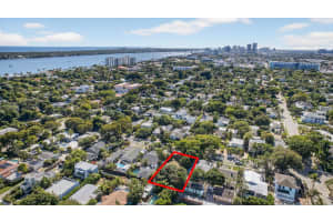 427 32nd Street Street, West Palm Beach, FL 33407 - MLS#R11155745