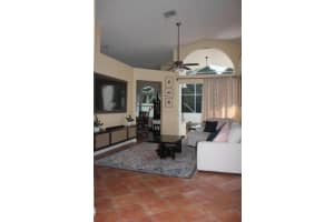 639 Lake Charles Circle Circle, Port Saint Lucie, FL 34986 - MLS#R11155760