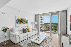 450 Federal Highway, Boynton Beach, FL 33435 - MLS#R11155776