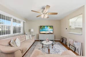 207 Saxony E, Delray Beach, FL 33446, Delray Beach, FL 33446 - MLS#R11155798